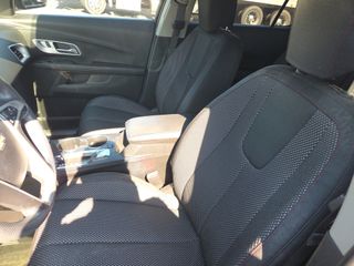 2016 Chevrolet Equinox LT - Interior Front Seat Image